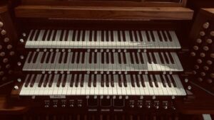 organ keyboard
